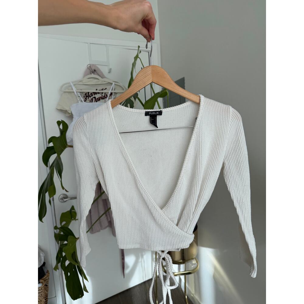 white ribbed publik ballerina wrap top | sz small